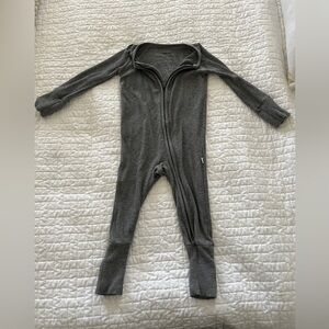 Charcoal Gray Ribbed Little Sleepies